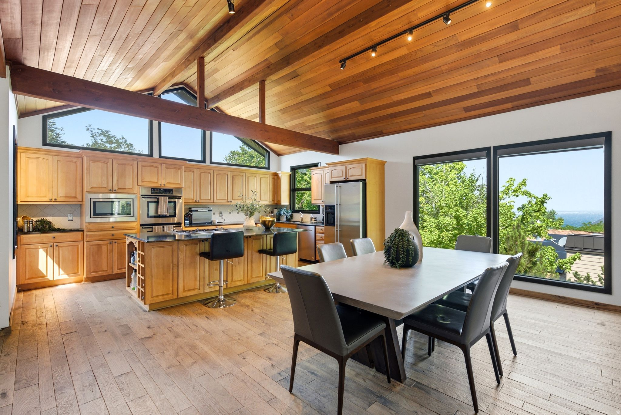 CANYON COVE - Residential