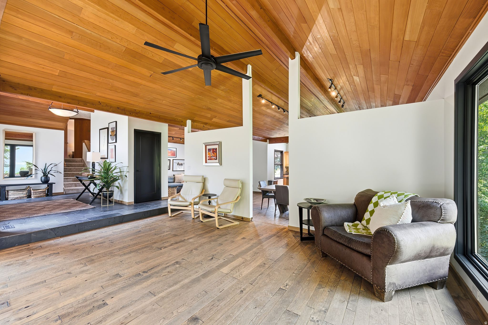 CANYON COVE - Residential