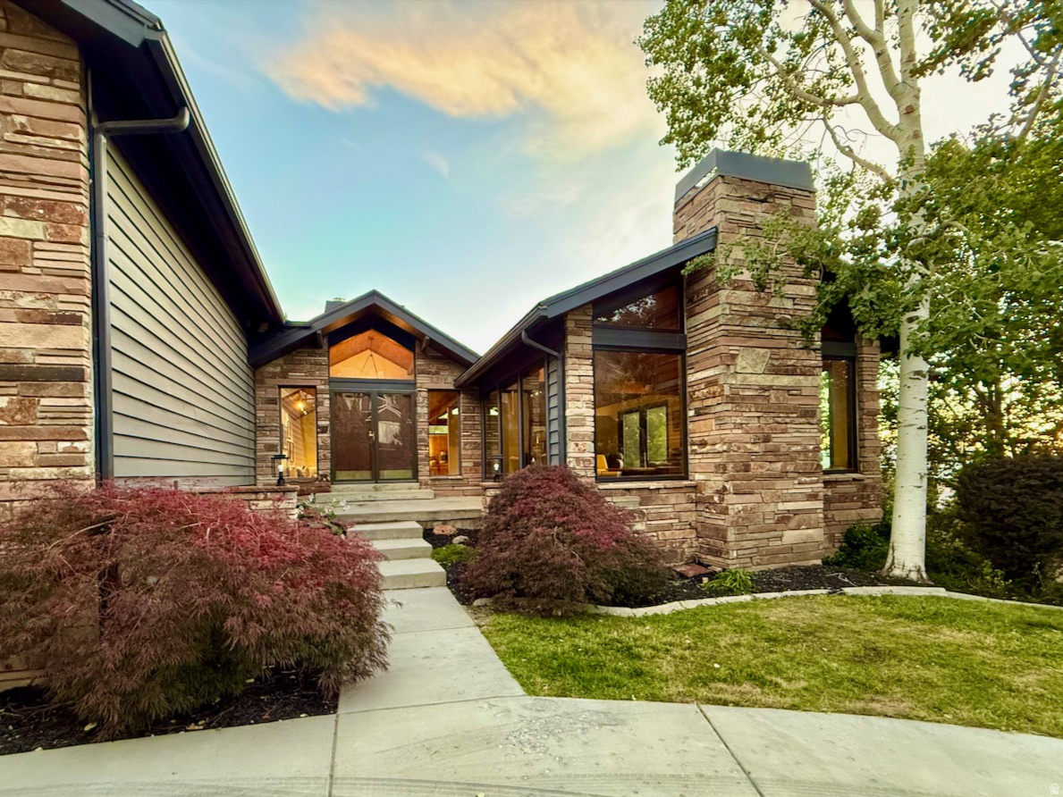 CANYON COVE - Residential