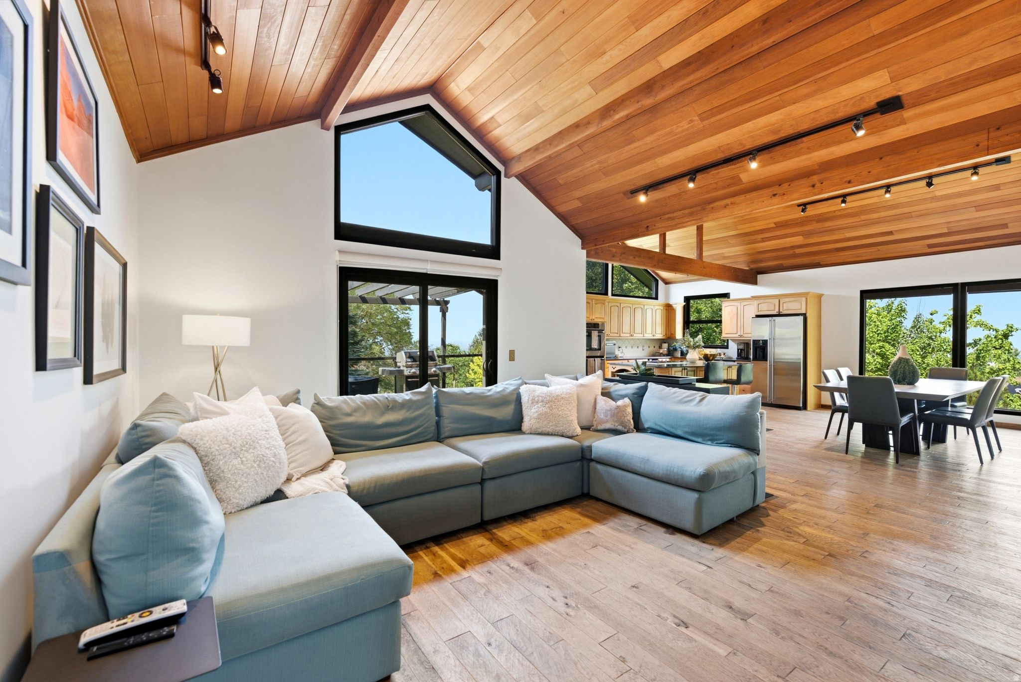 CANYON COVE - Residential