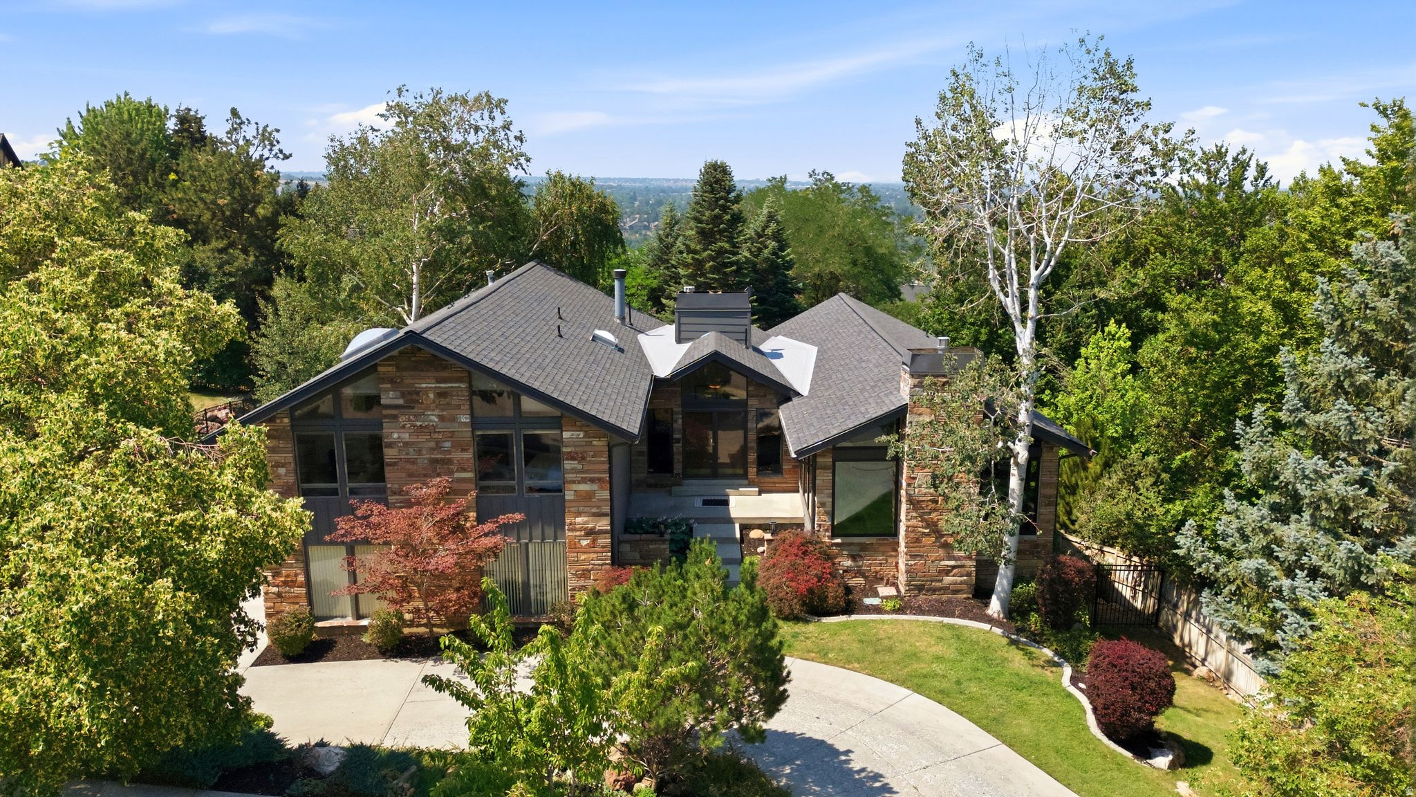 CANYON COVE - Residential