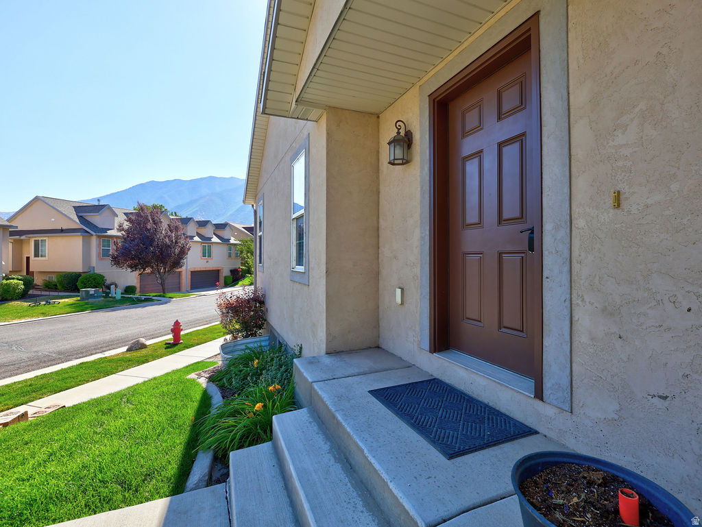 SOMERSET - Residential