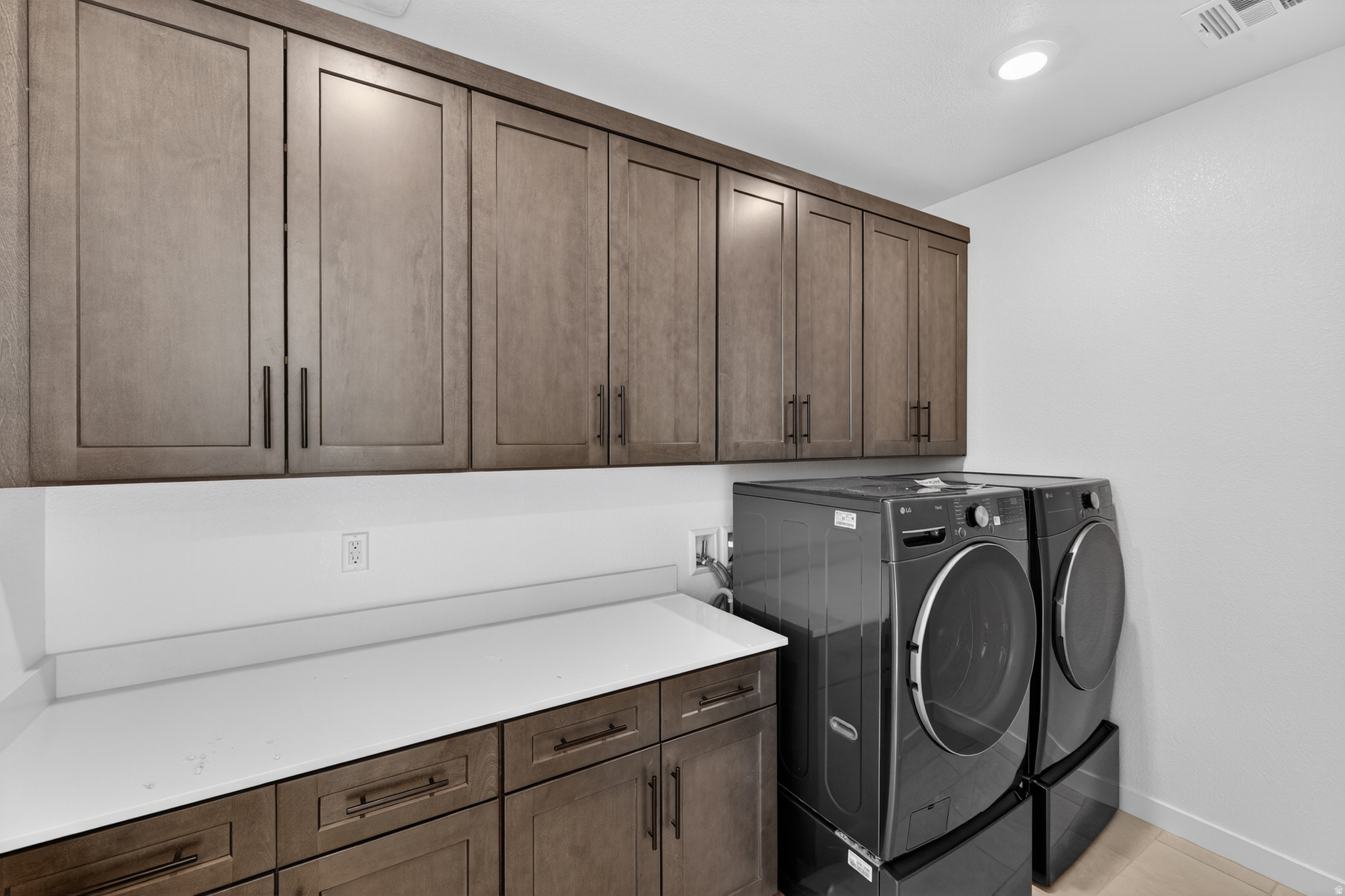 CECITA CREST AT DIVARIO - Residential