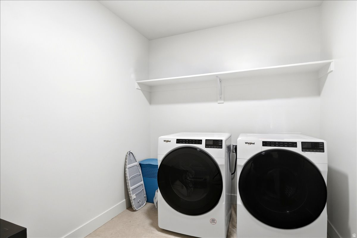 ASPIRE AT CANTERBURY - Residential