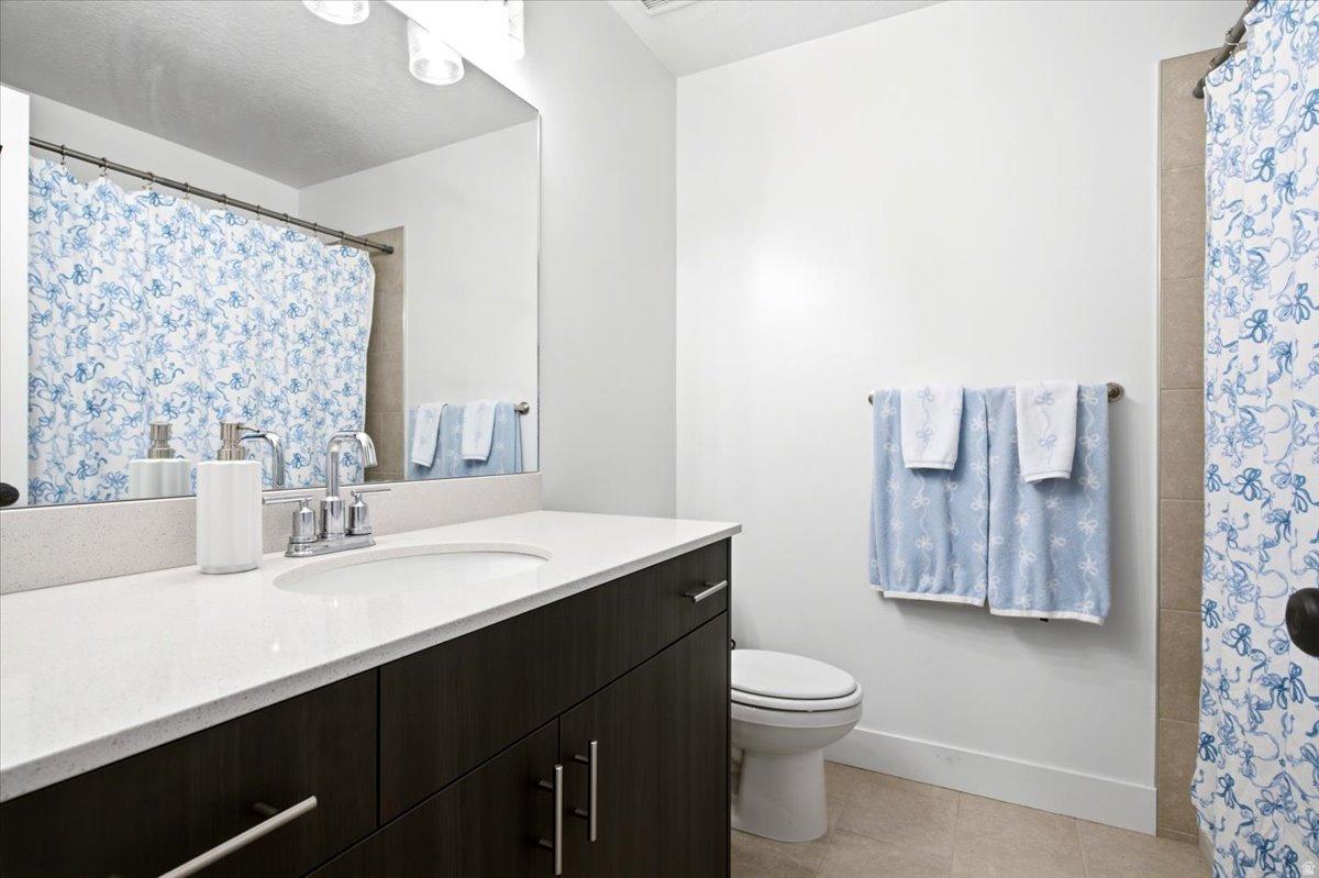 ASPIRE AT CANTERBURY - Residential