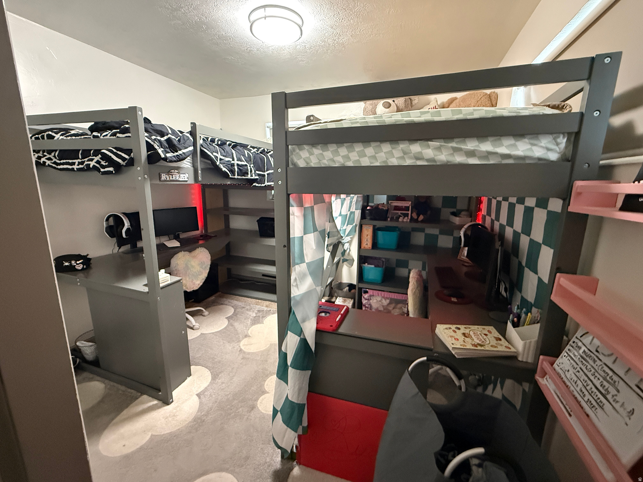 CLEARVIEW HOMES - Residential