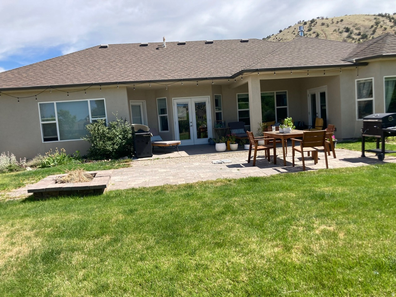CANYON RIDGE - Residential