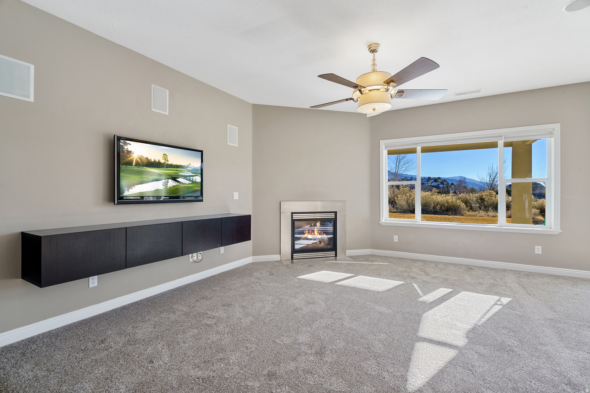 CANYON RIDGE - Residential