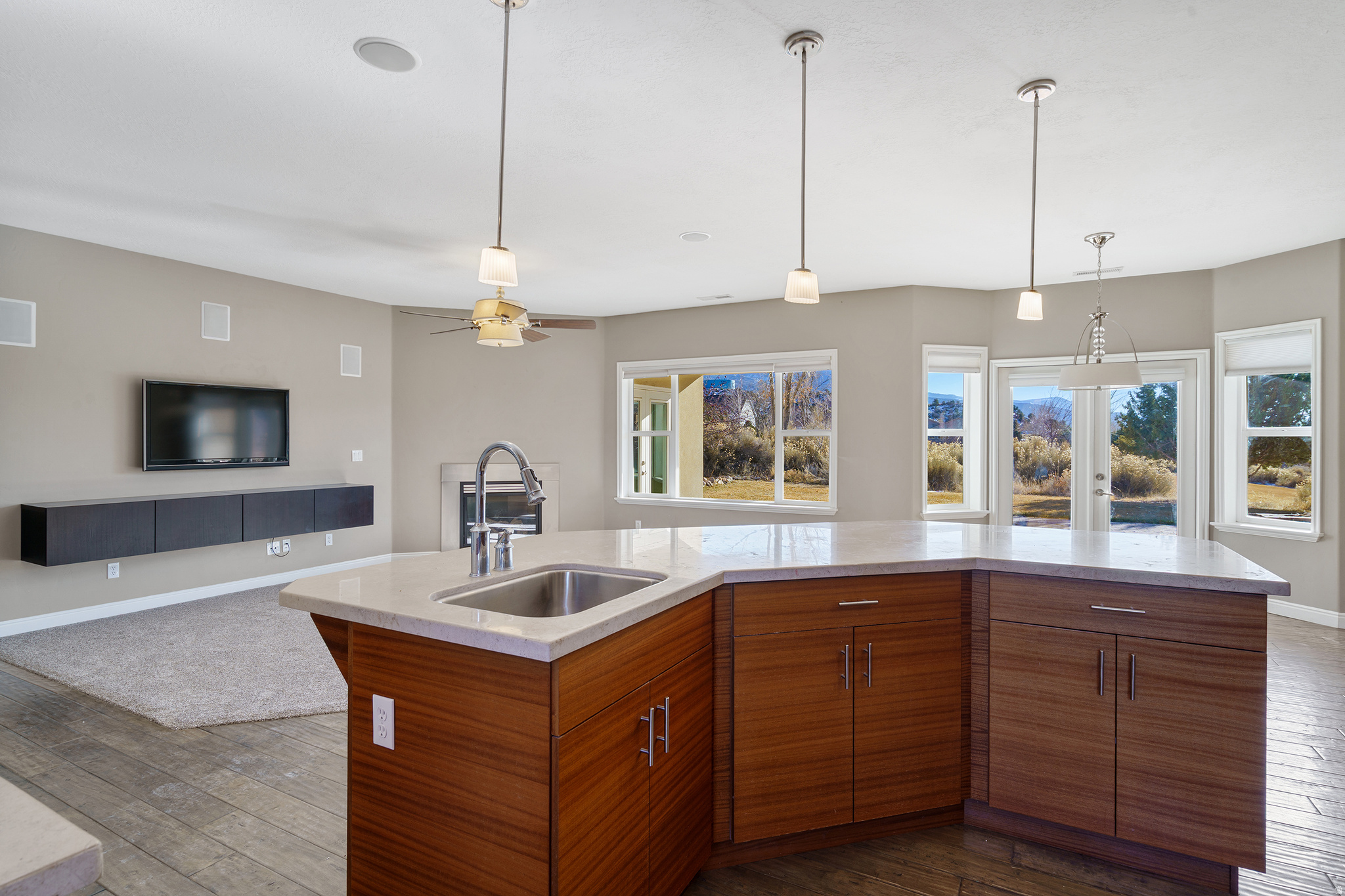 CANYON RIDGE - Residential