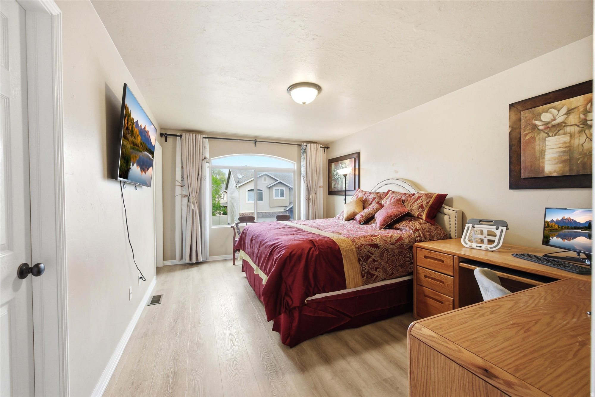 STONEY BROOK COTTAGE - Residential