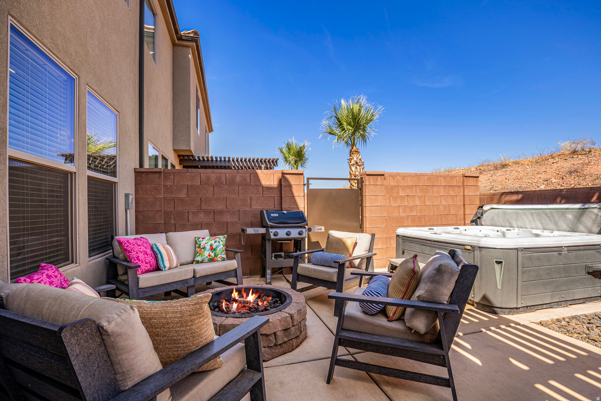 VIDA SOL VACATION TOWNHOMES - Residential