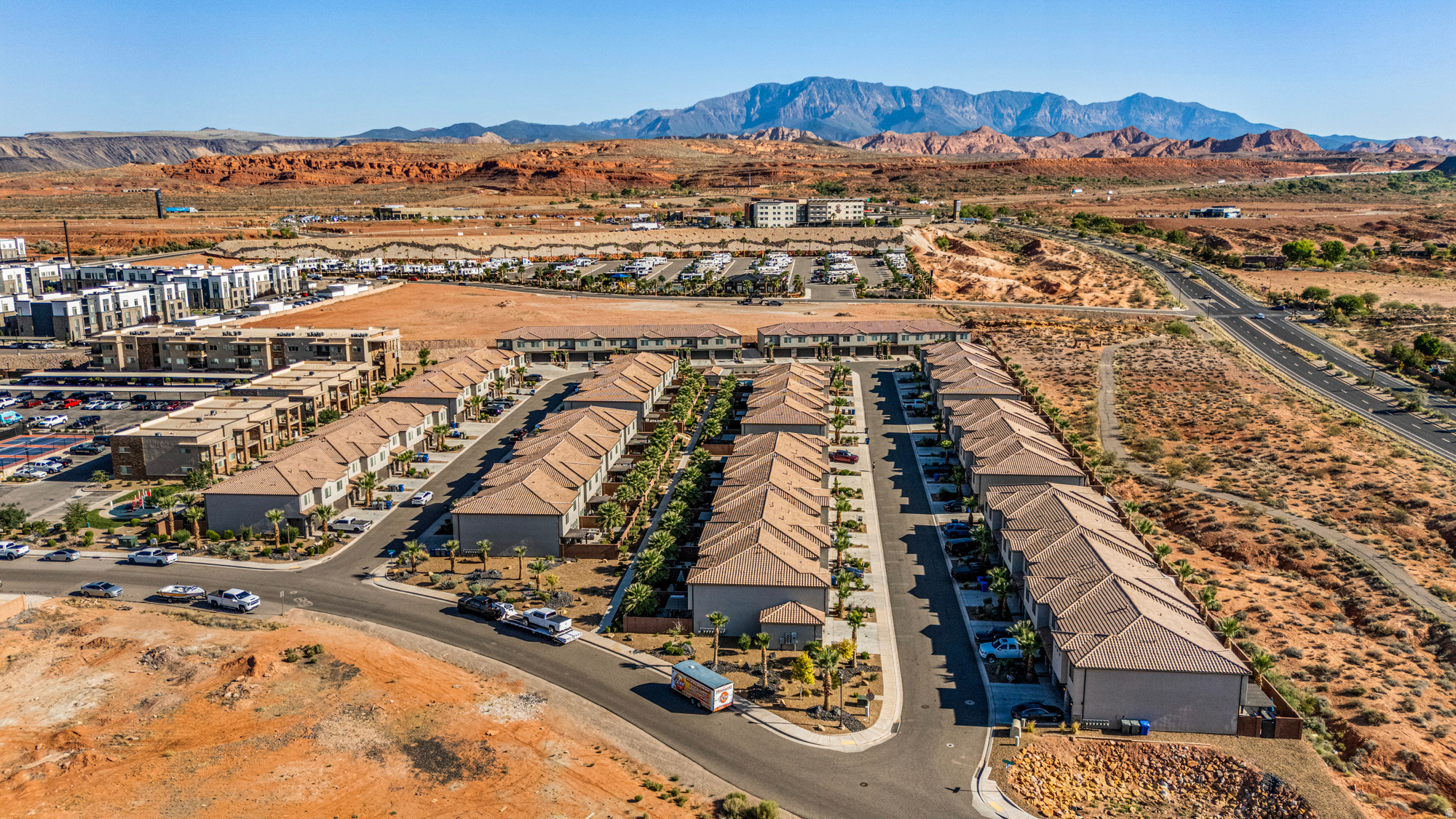 VIDA SOL VACATION TOWNHOMES - Residential