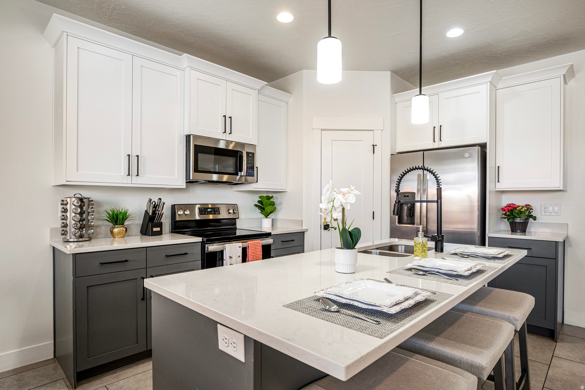 VIDA SOL VACATION TOWNHOMES - Residential