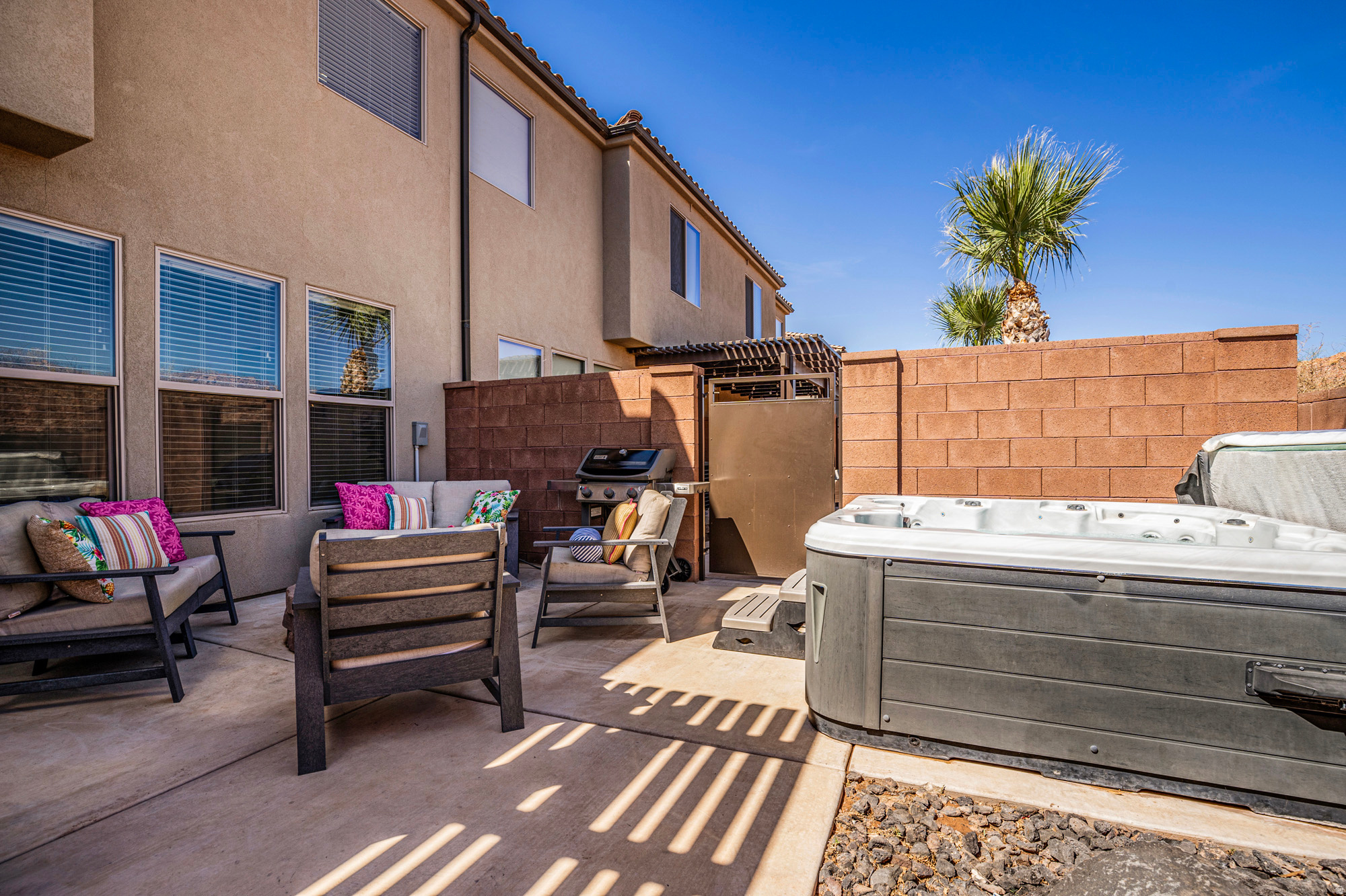 VIDA SOL VACATION TOWNHOMES - Residential
