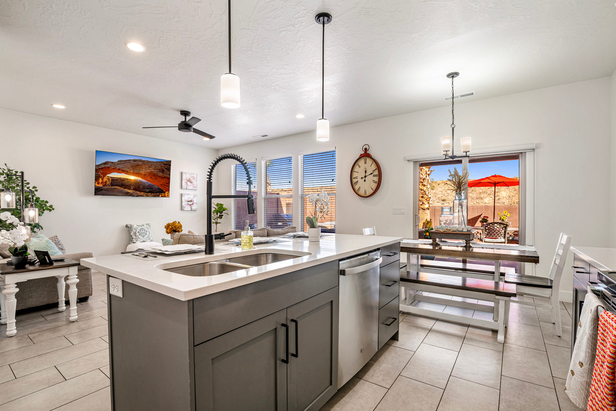 VIDA SOL VACATION TOWNHOMES - Residential