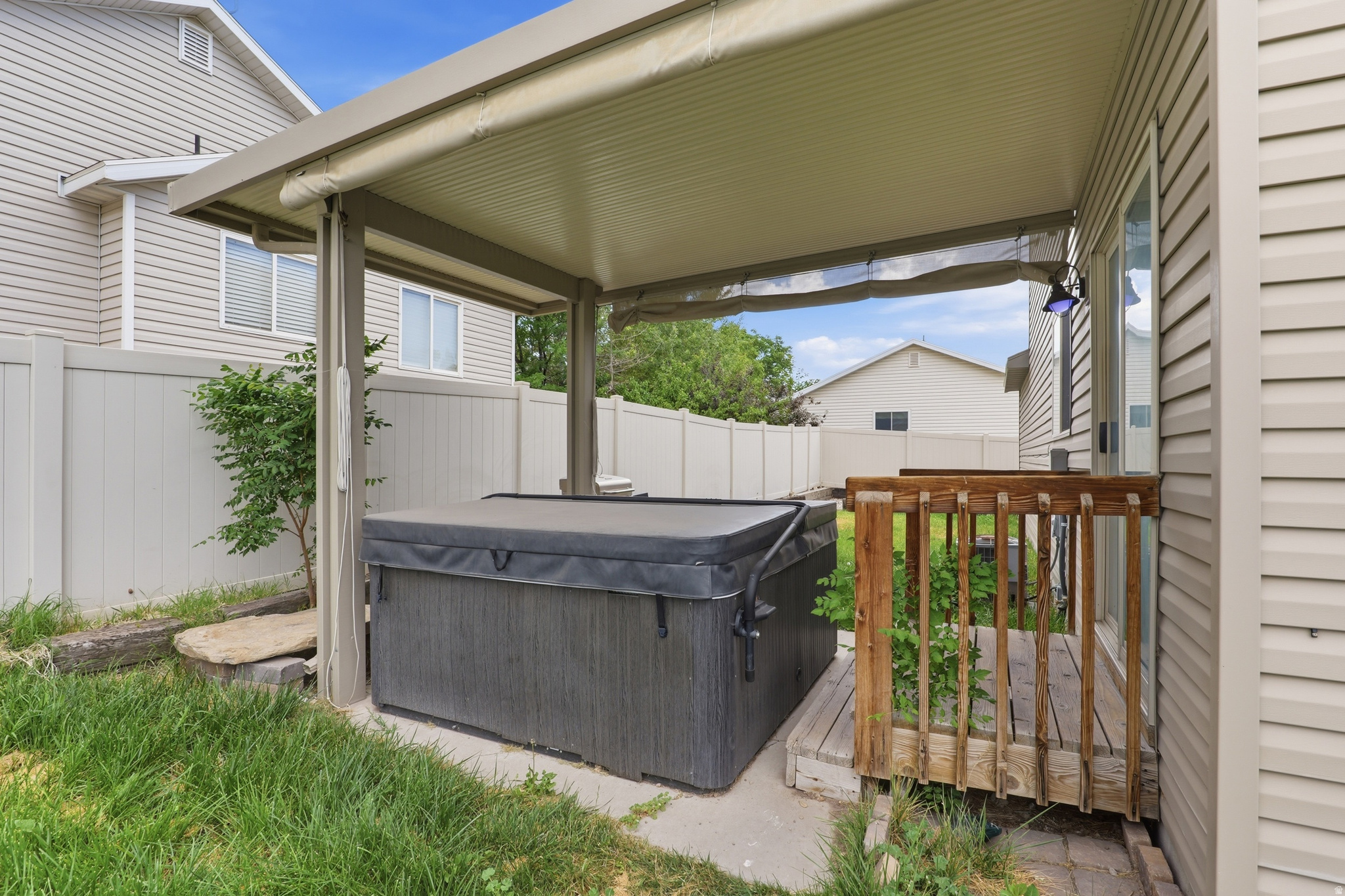 HIGHLAND - Residential