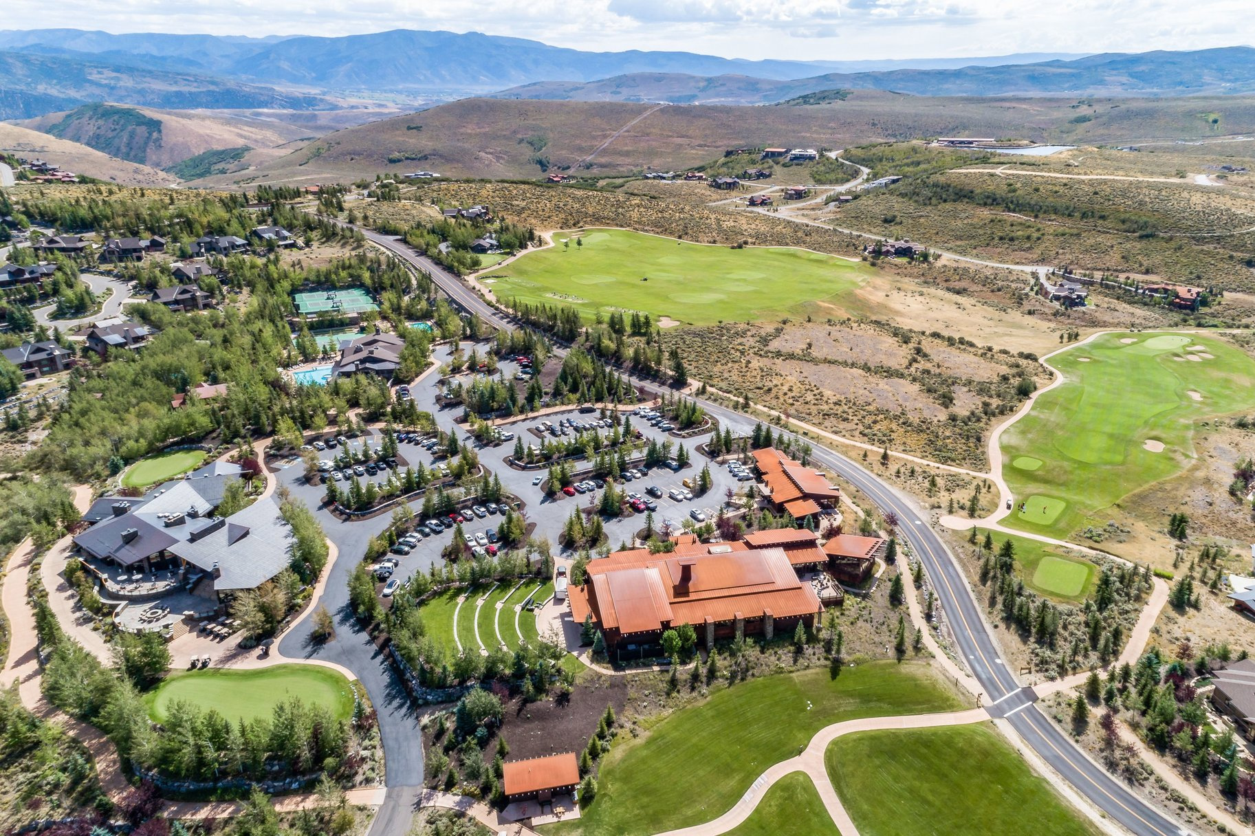 PINNACLE PORTFOLIO - Land