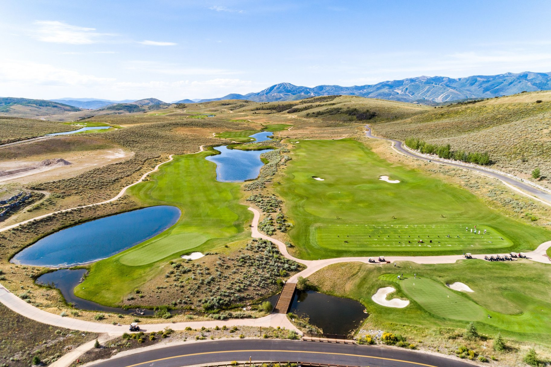 PINNACLE PORTFOLIO - Land