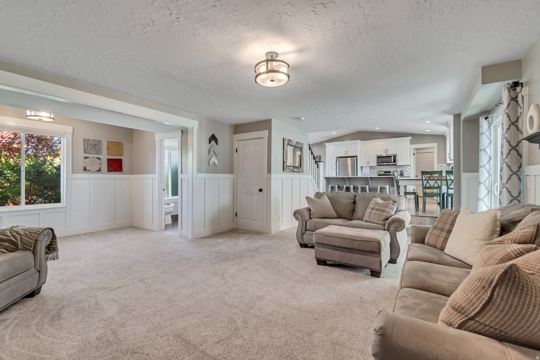 CHARING CROSS - Residential