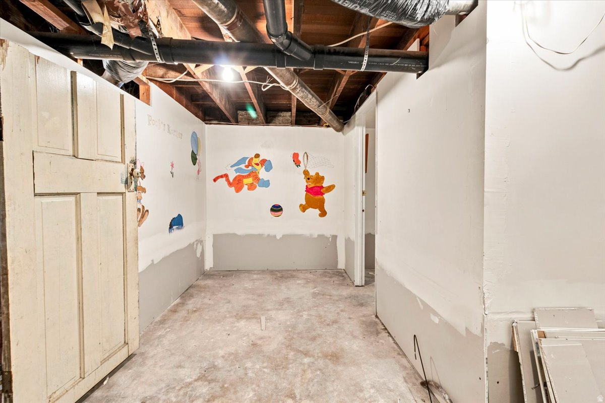 YOUNG PROPERTY - Residential