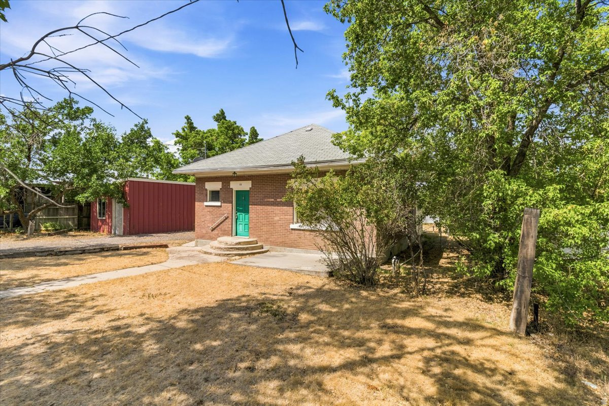 YOUNG PROPERTY - Residential