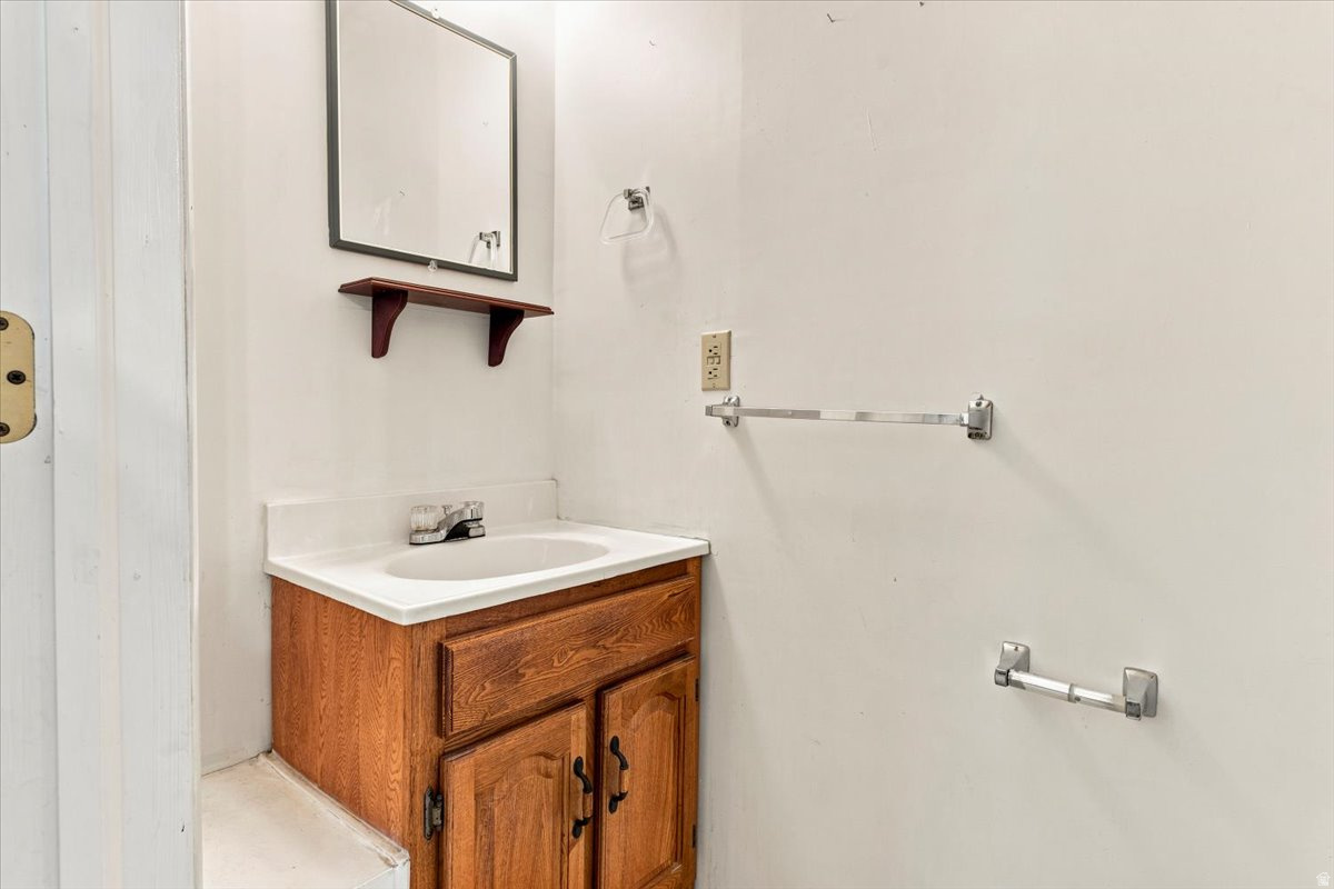 YOUNG PROPERTY - Residential