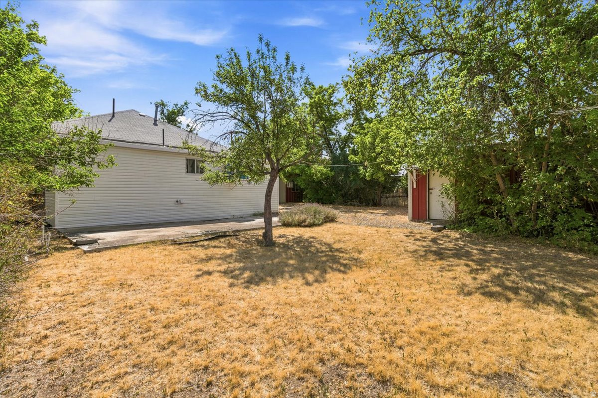 YOUNG PROPERTY - Residential