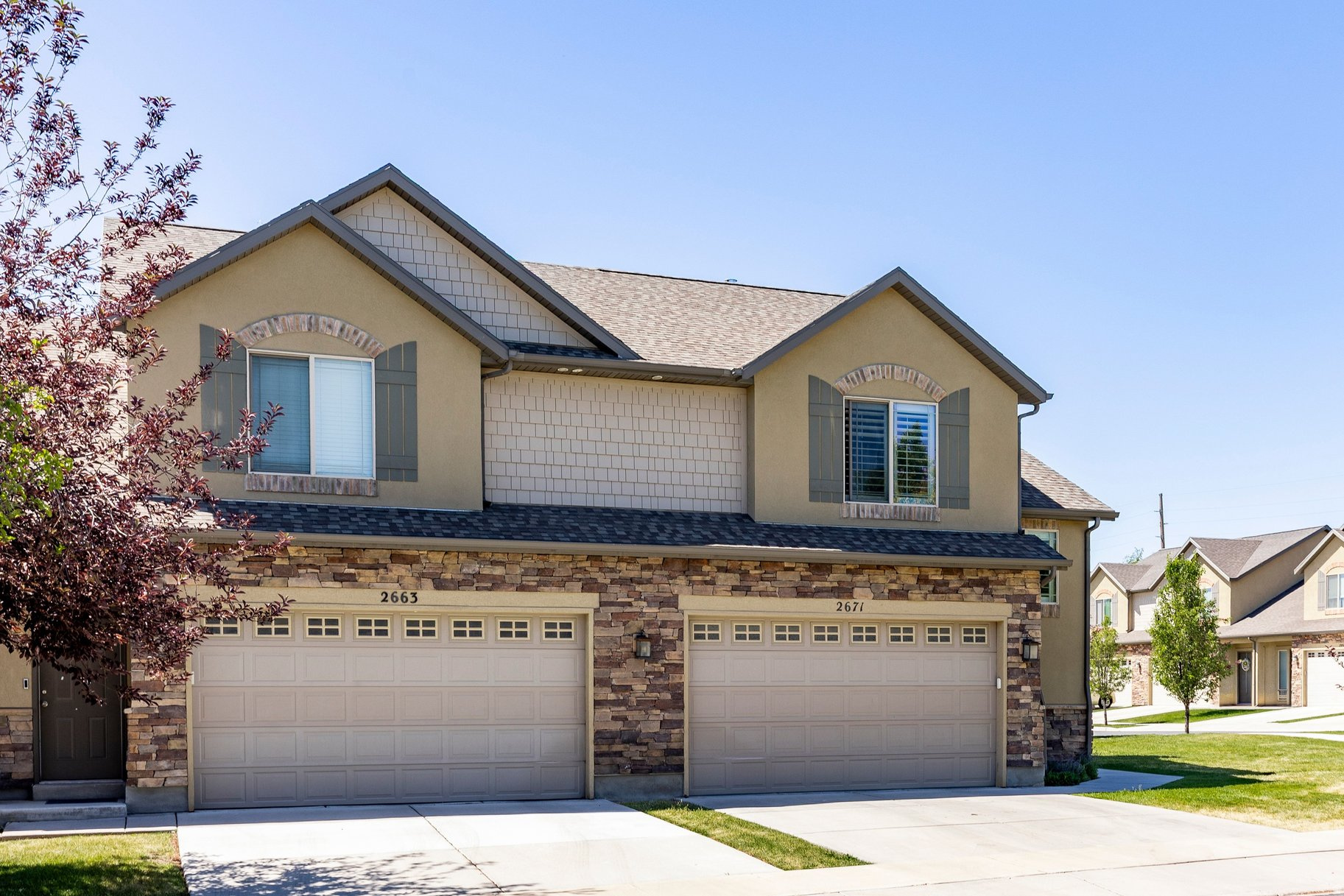 COUNTRY VIEW - Residential