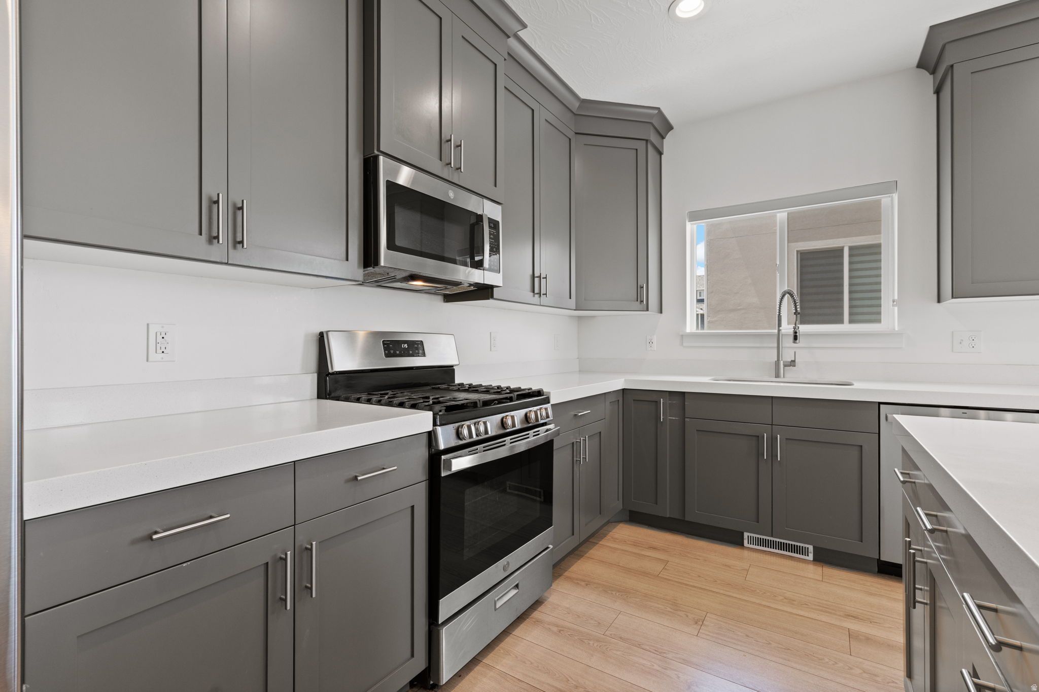 SILVERLAKE - Residential