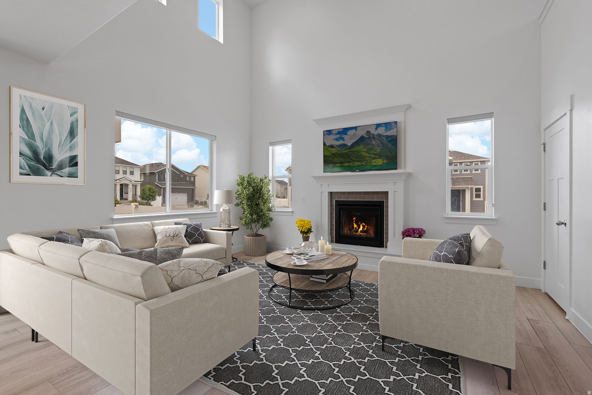 SILVERLAKE - Residential
