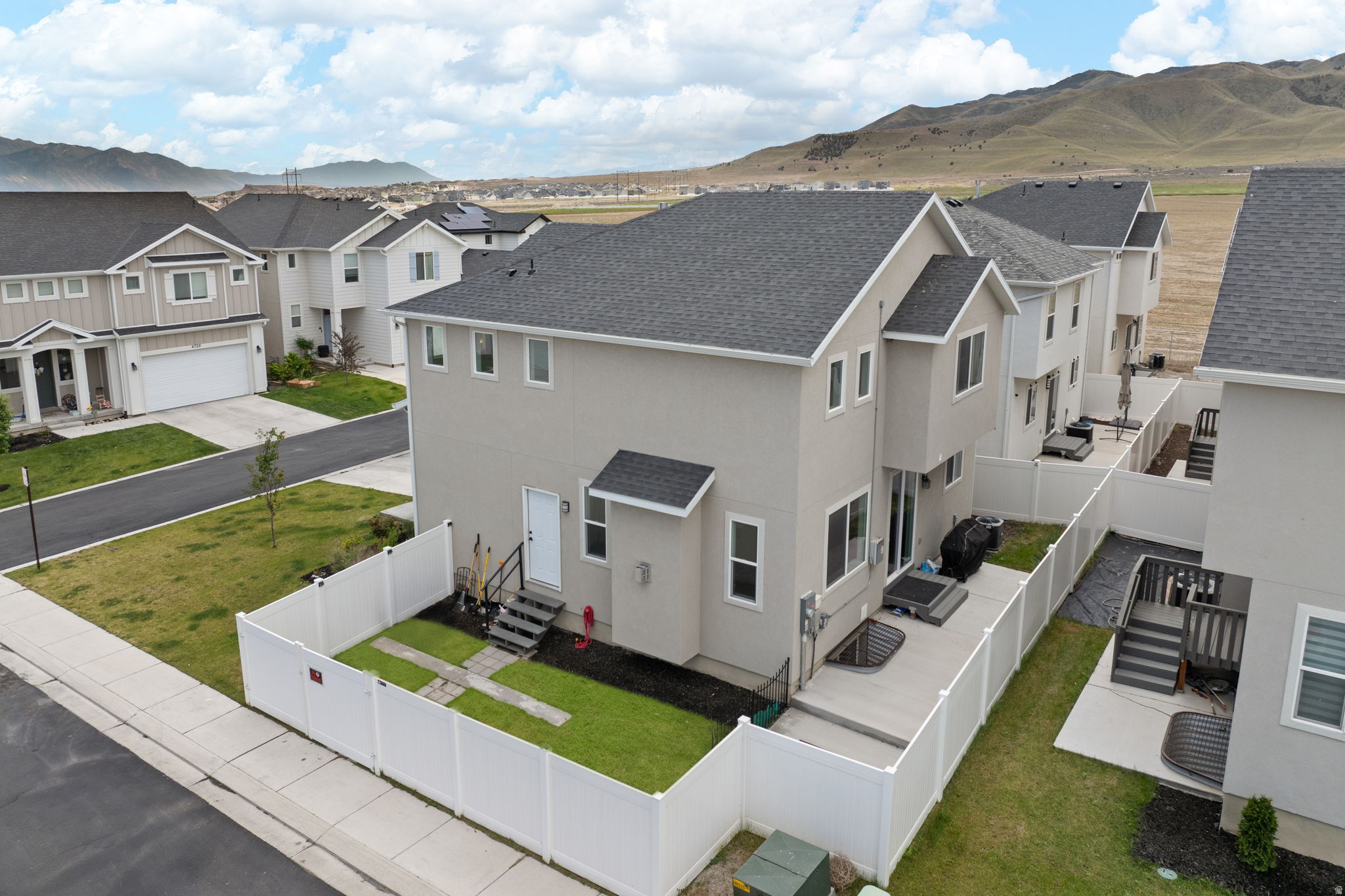 SILVERLAKE - Residential