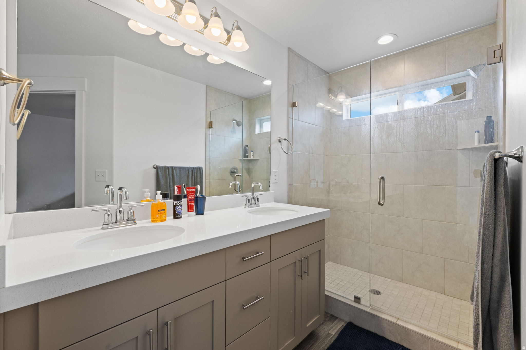 SILVERLAKE - Residential