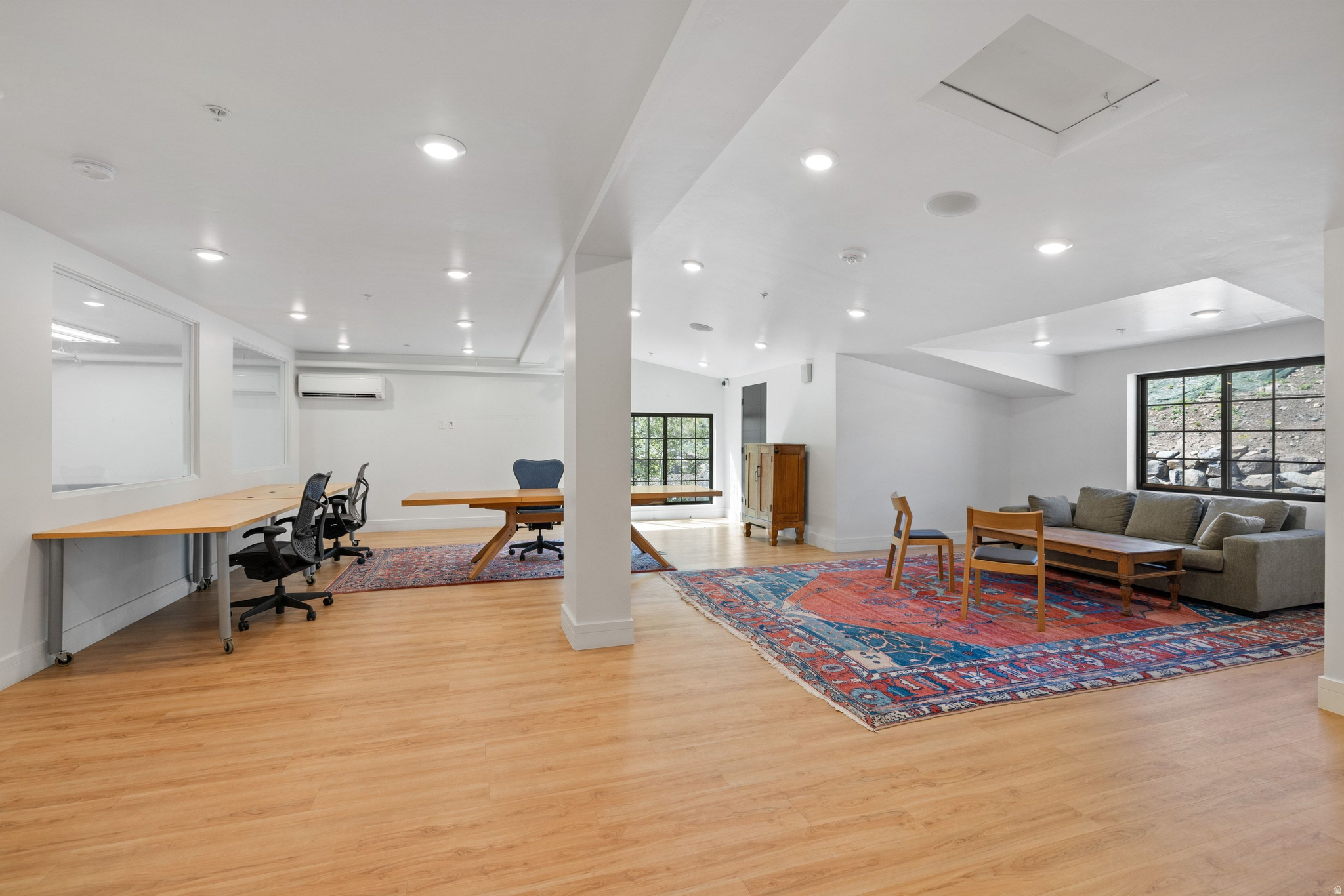 PARK EAST - Residential