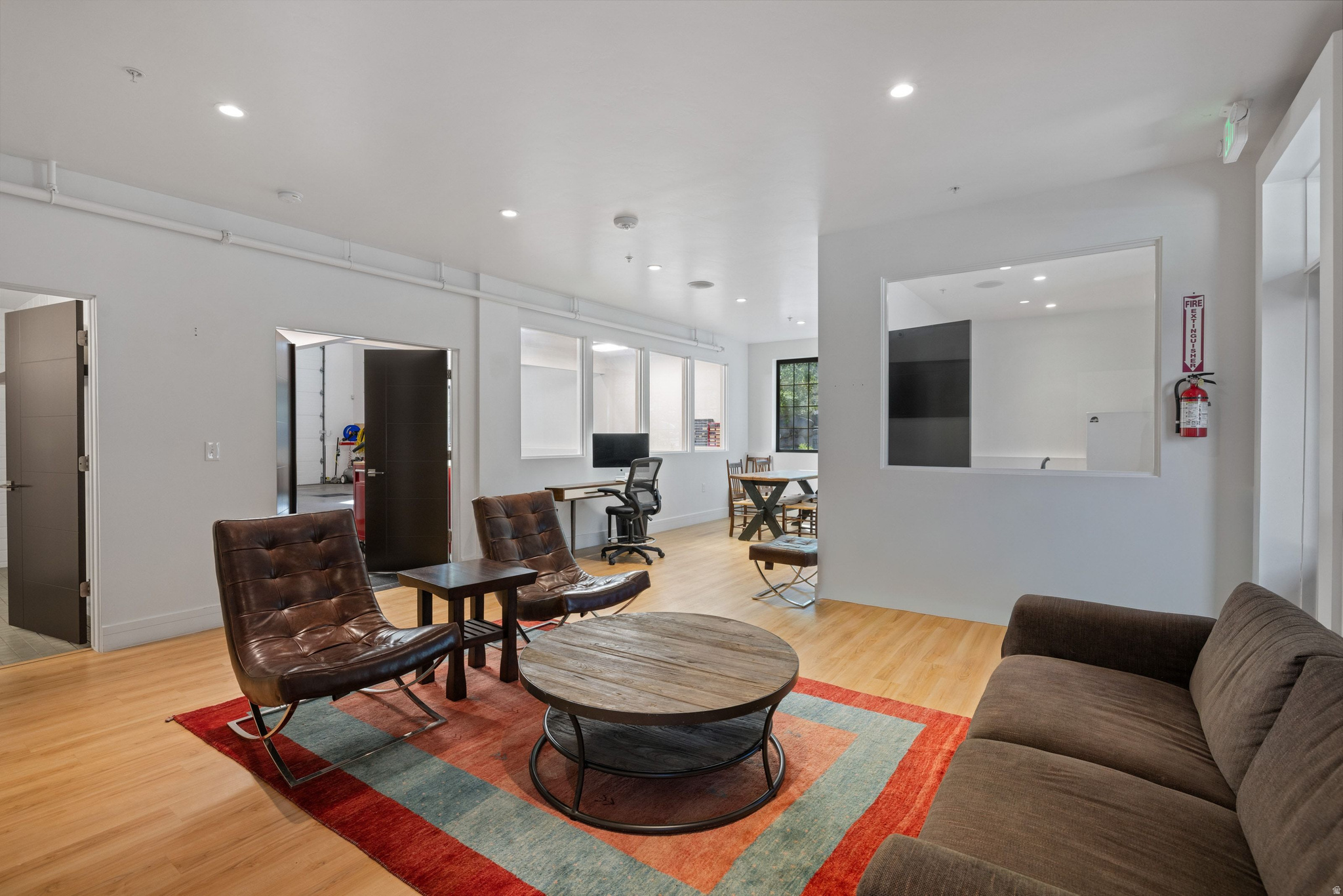 PARK EAST - Residential