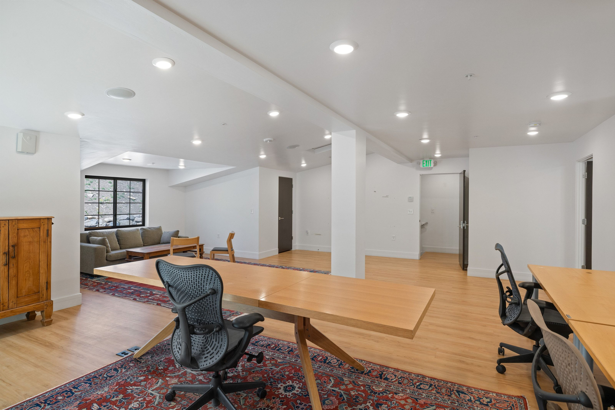 PARK EAST - Residential
