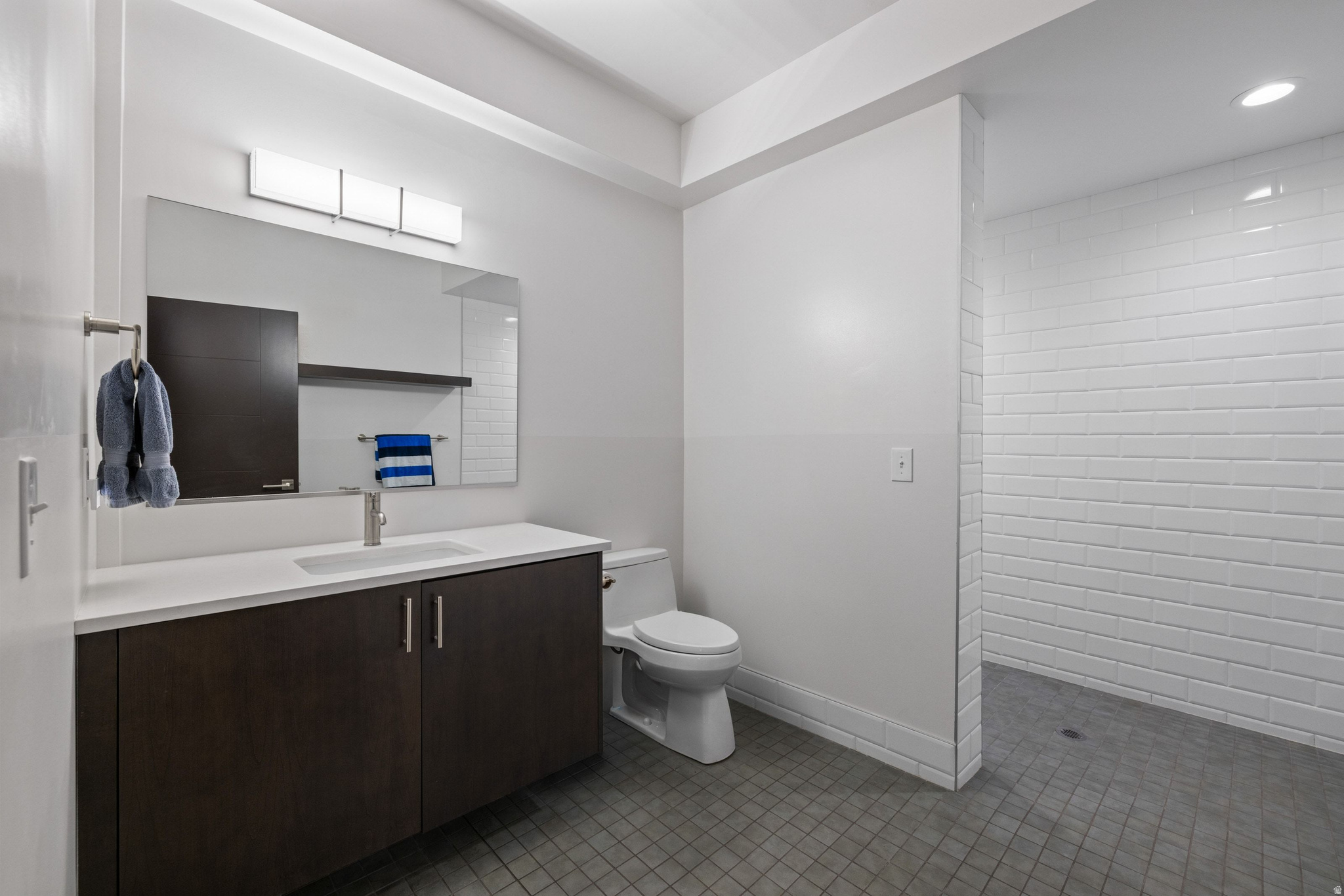 PARK EAST - Residential