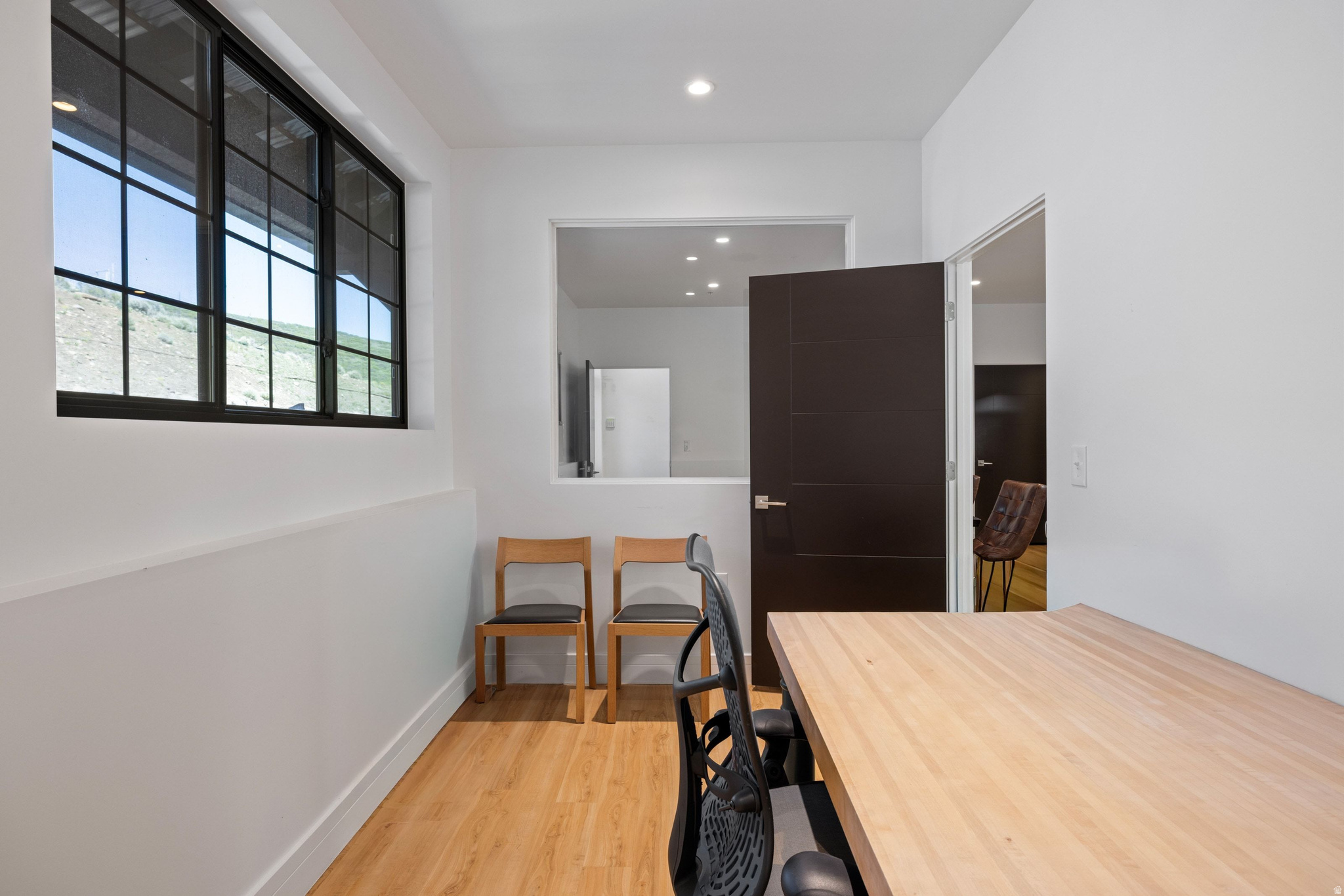 PARK EAST - Residential