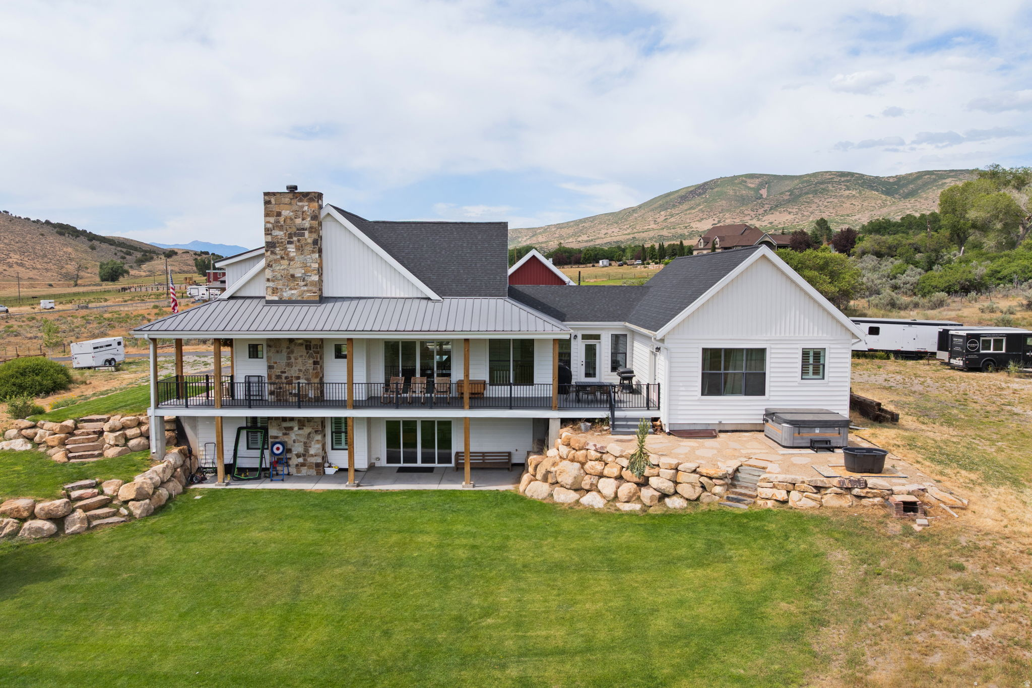 DRAPER VIEW - Residential