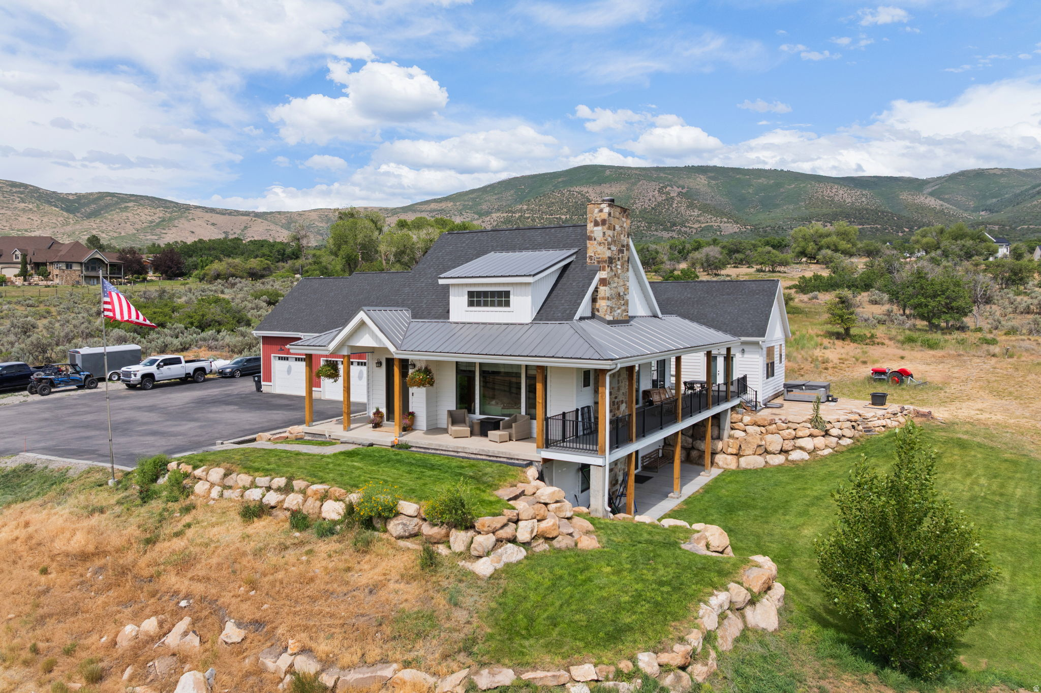 DRAPER VIEW - Residential