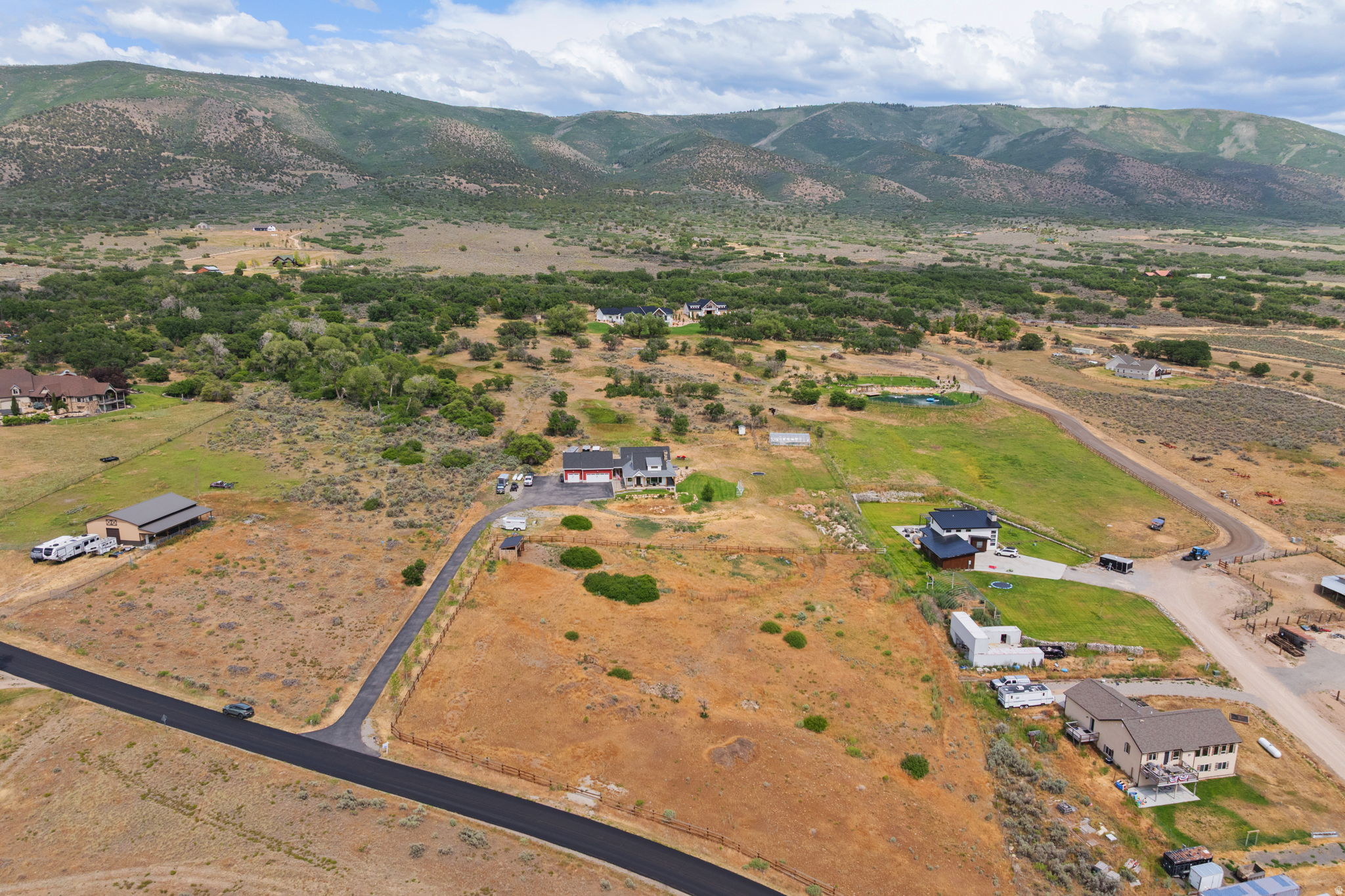 DRAPER VIEW - Residential