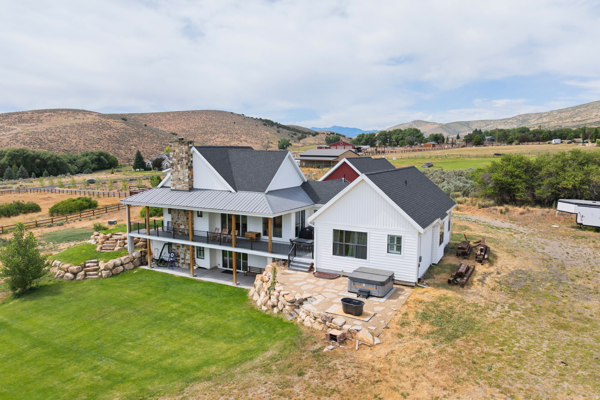 DRAPER VIEW - Residential