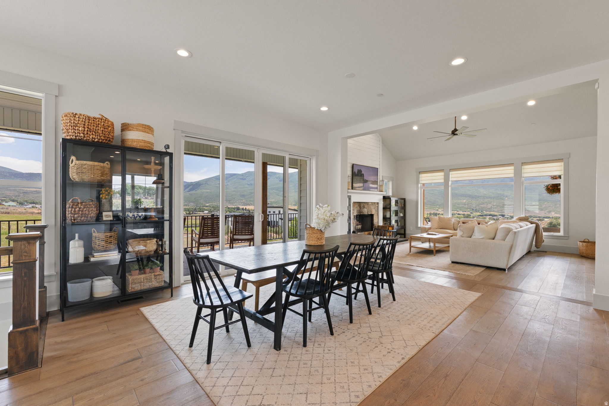 DRAPER VIEW - Residential