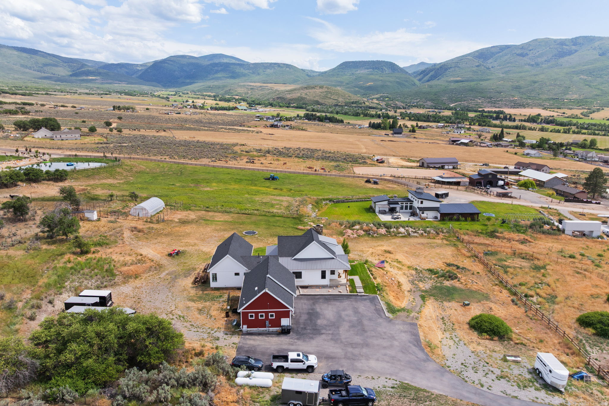 DRAPER VIEW - Residential