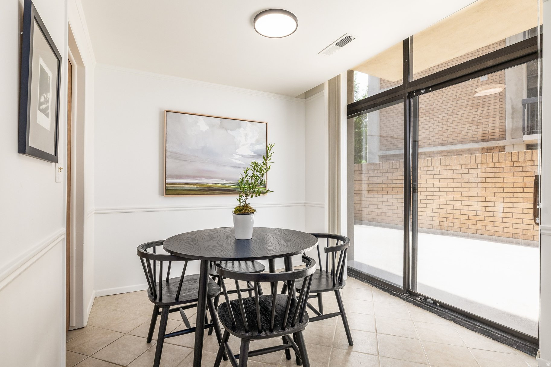 DONNER TOWER - Residential