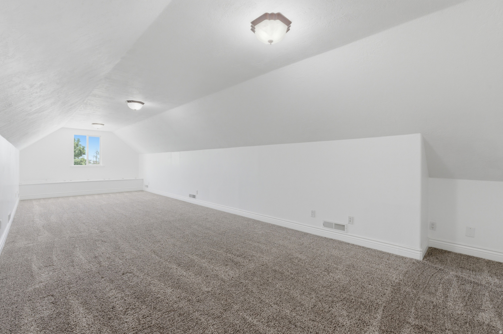 HERITAGE PLACE - Residential