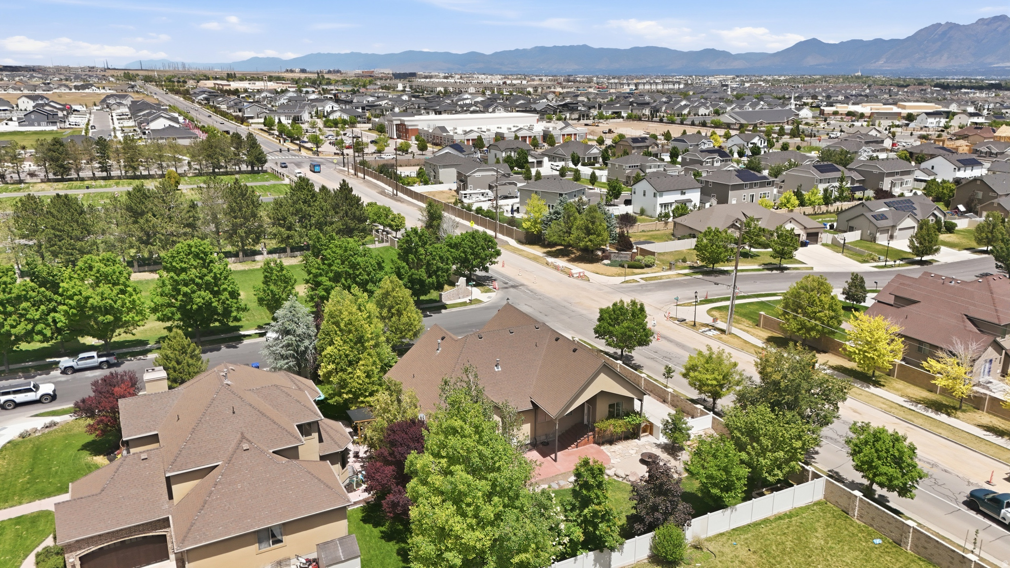 HERITAGE PLACE - Residential