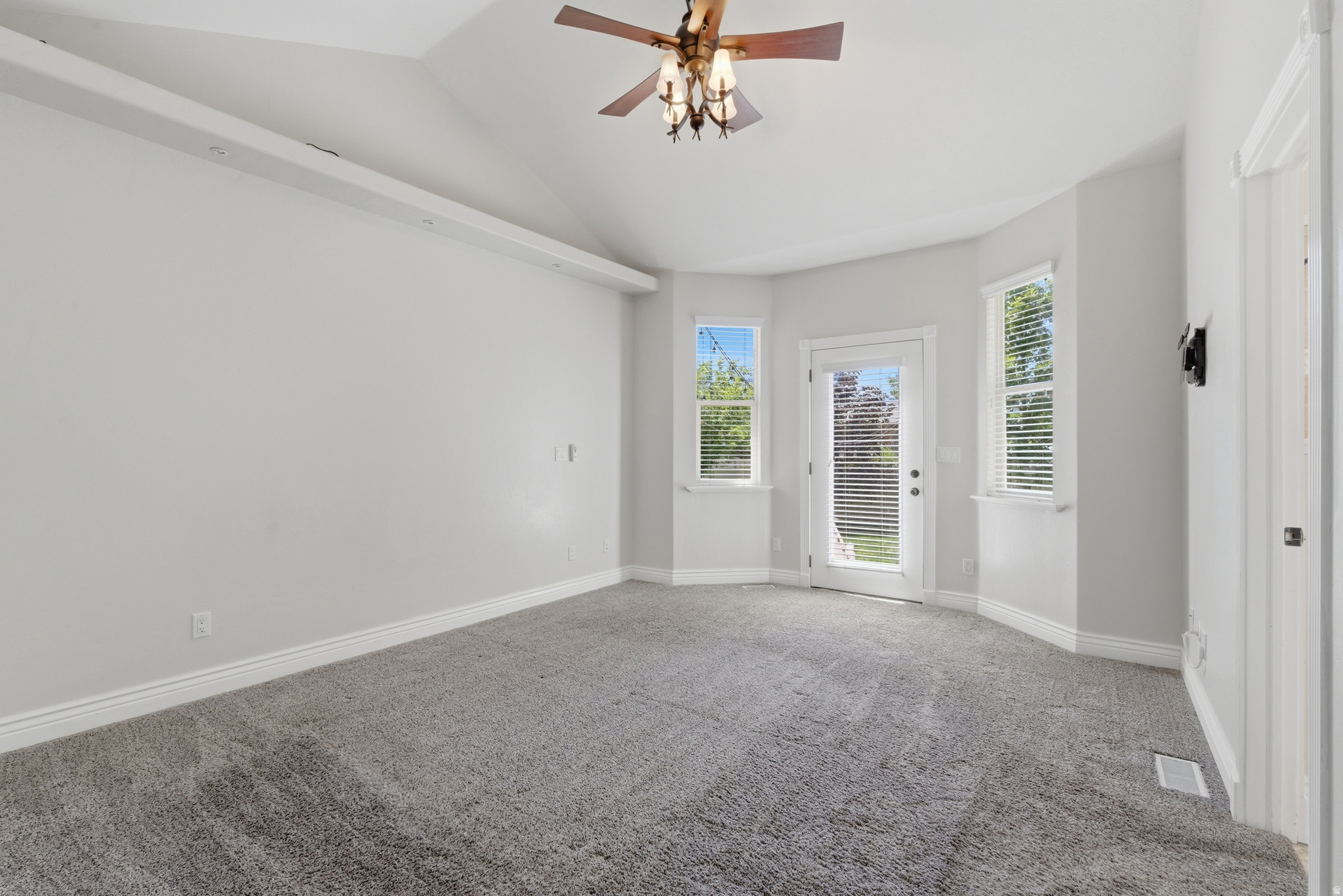 HERITAGE PLACE - Residential