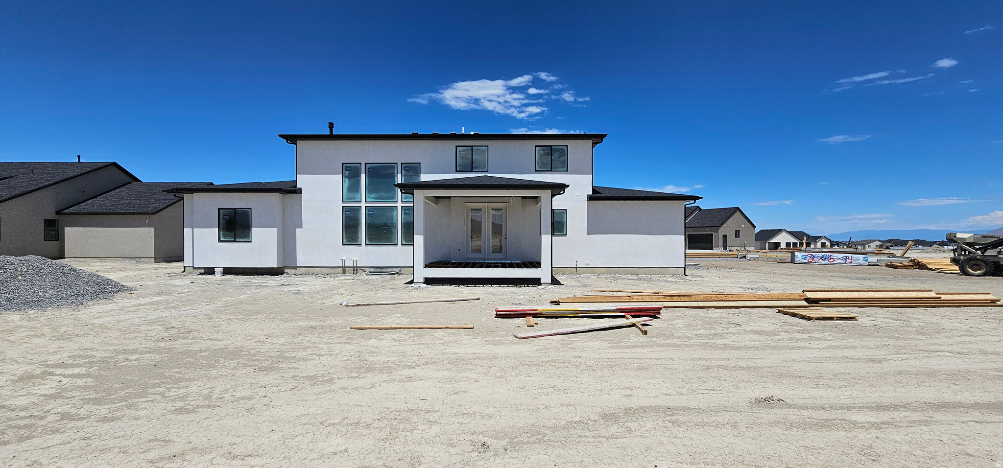 HERITAGE FARMS - Residential