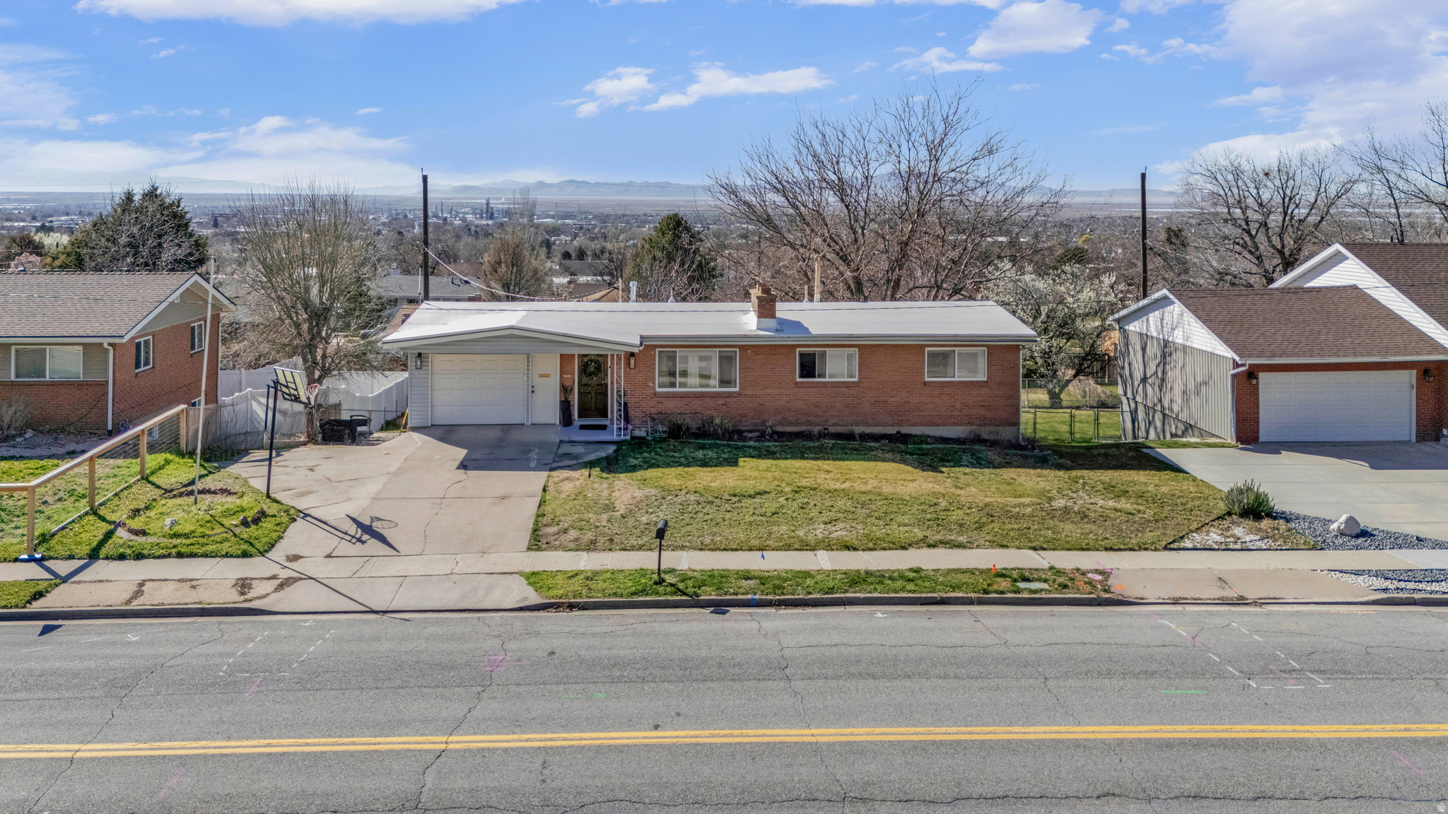 CENTRAL HEIGHTS - Residential