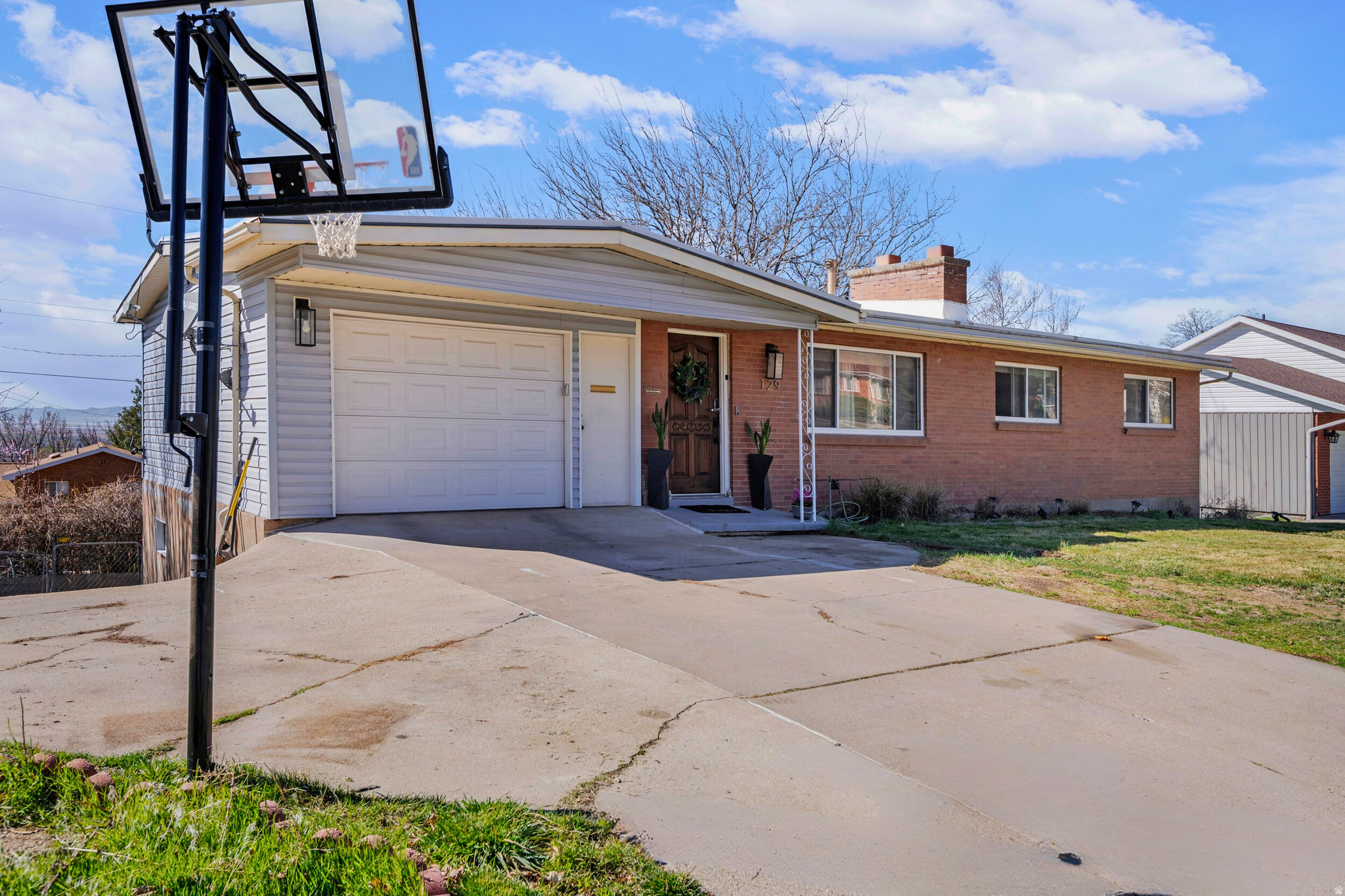 CENTRAL HEIGHTS - Residential